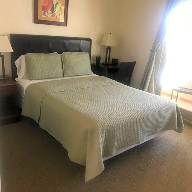 Standard Double room with balcony (full double bed)