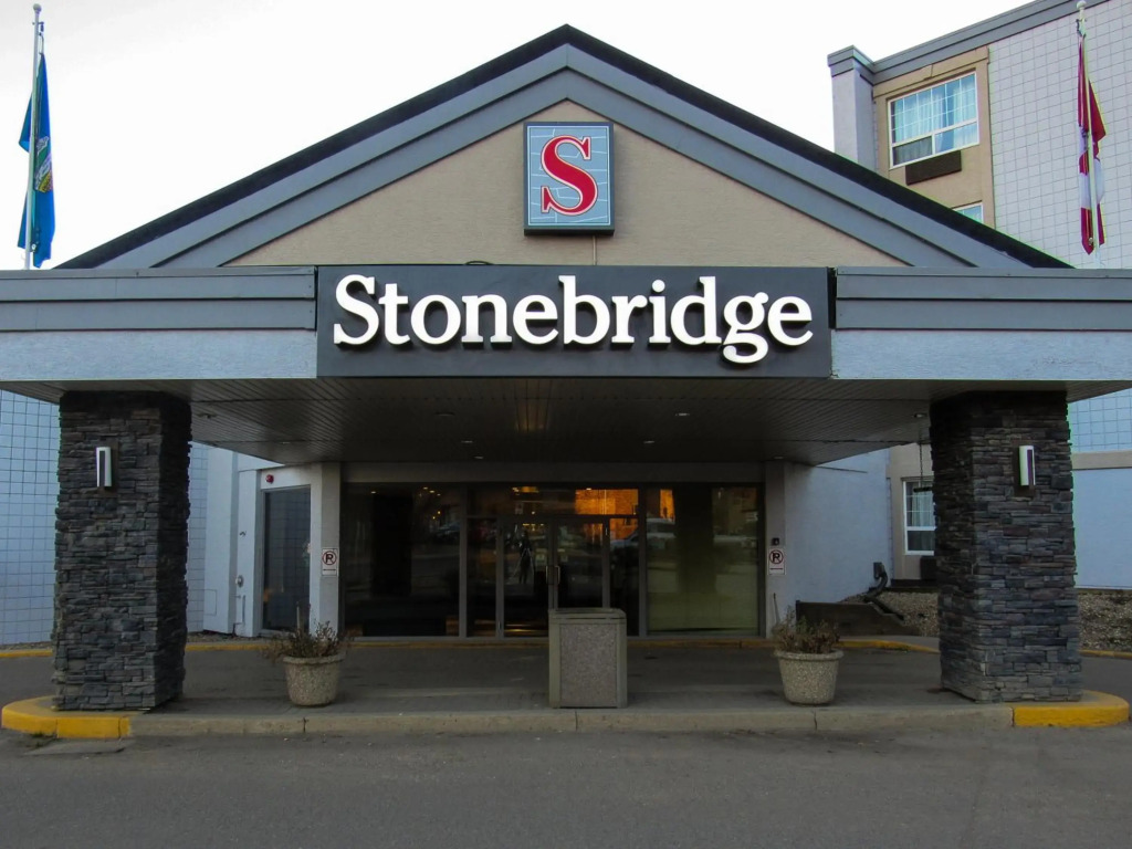 Stonebridge Hotel - фото 20
