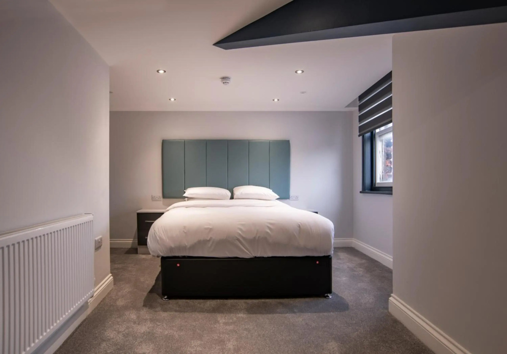 The Castle Collection - 14 Cook Street