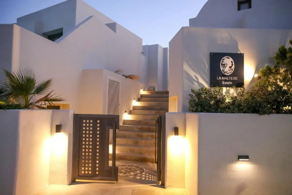 La Maltese Estate Hotel