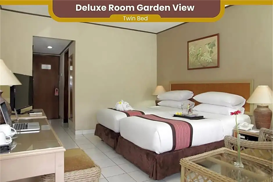 Deluxe room with garden view