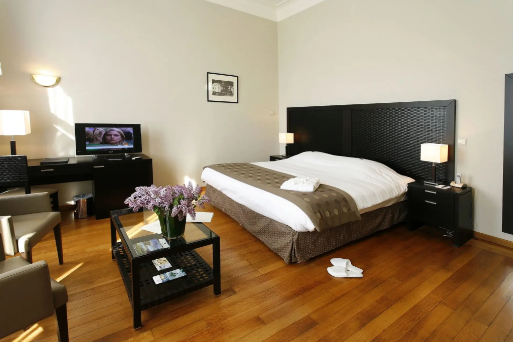 Hotel La Villa des Fleurs - фото 3