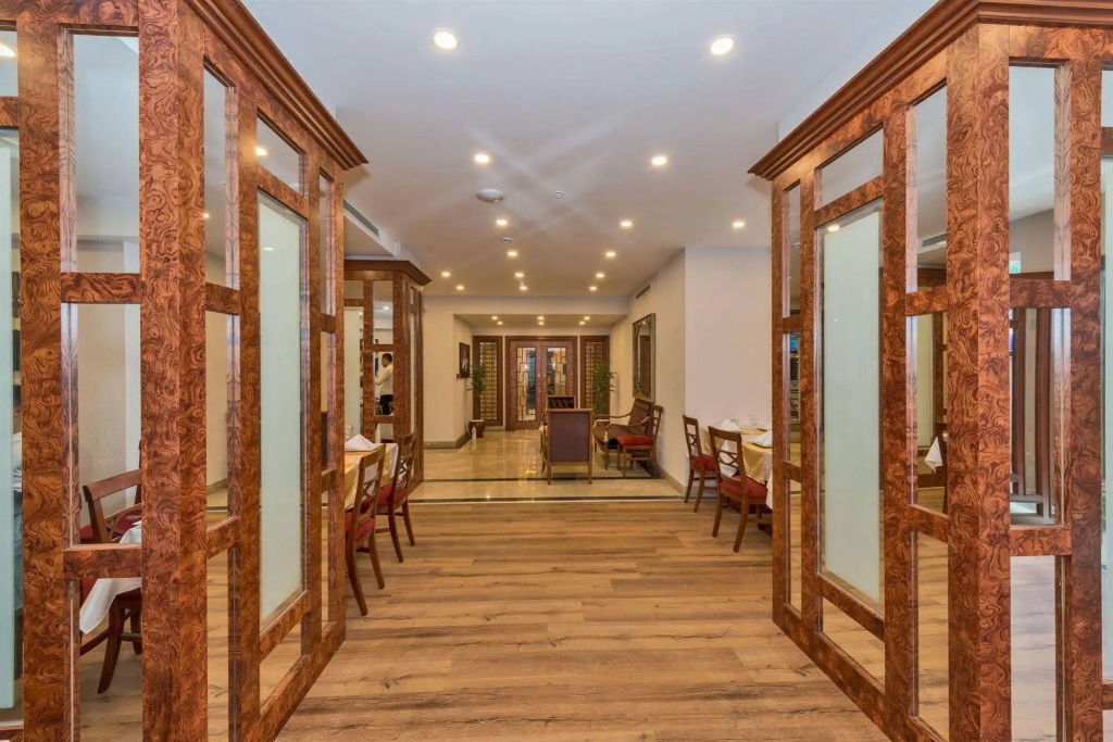 Hotel photo 11