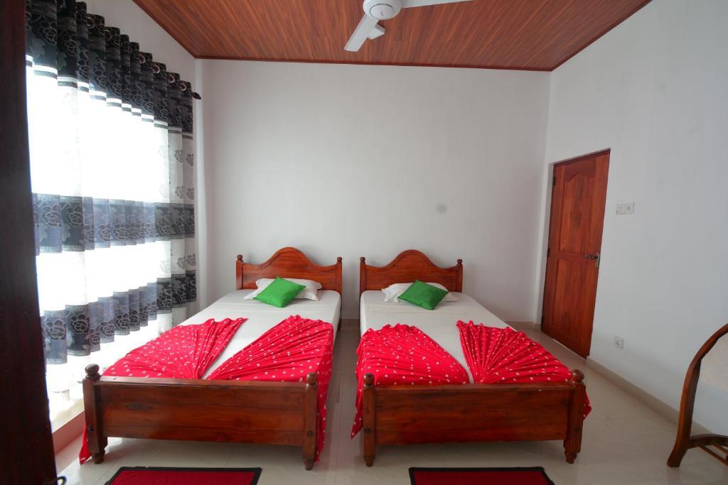 Kandy Riverside Villa