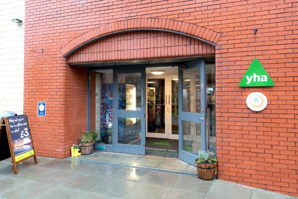 YHA Liverpool Albert Dock Hostel by null