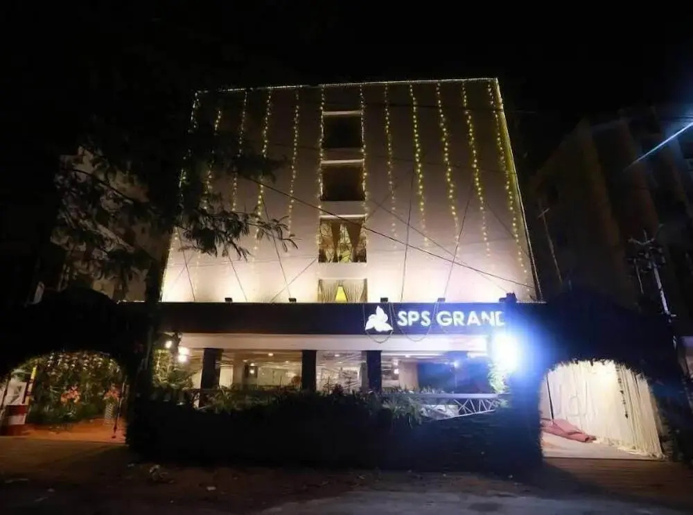 Hotel photo 12