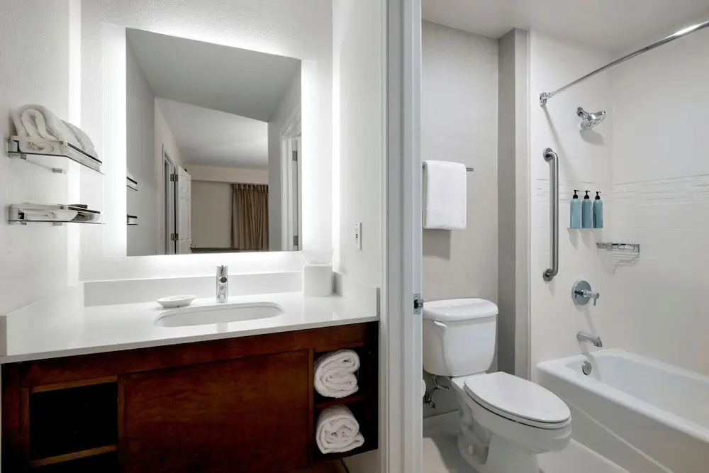 2 Bedrooms Standard Double room (full double bed)