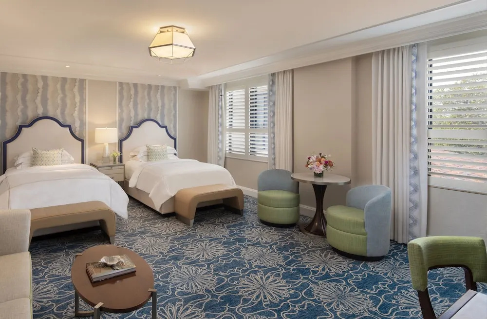 Quadruple Junior Suite with view