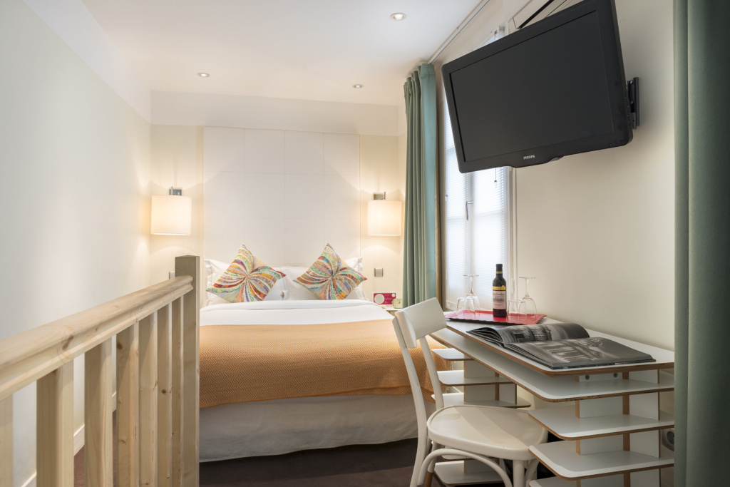 Le Placide Saint Germain des Pres 20