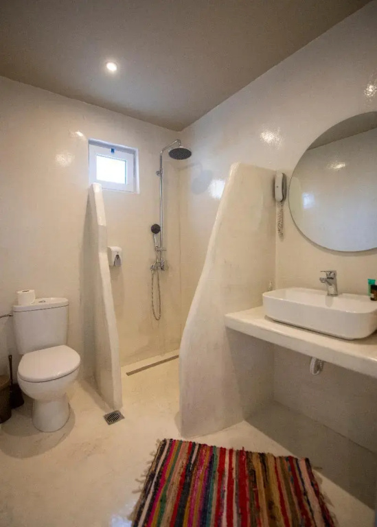 Standard Double room with pool view (full double bed)