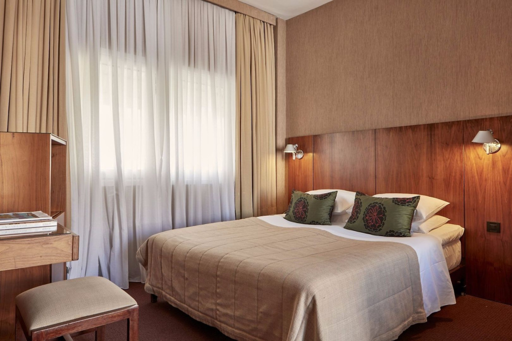 Philippos Hotel — фото