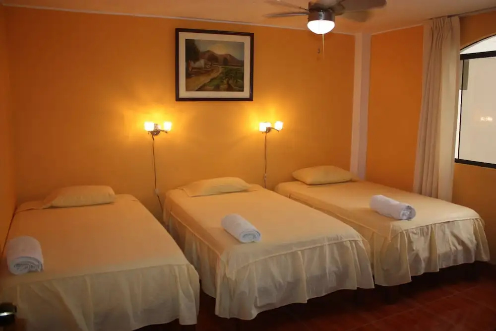 Hospedaje Claudia - Chambres