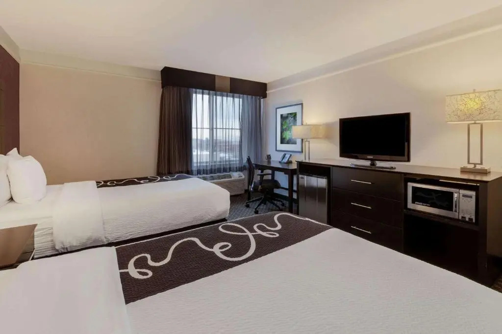 La Quinta Inn & Suites by Wyndham Detroit Utica - Chambres