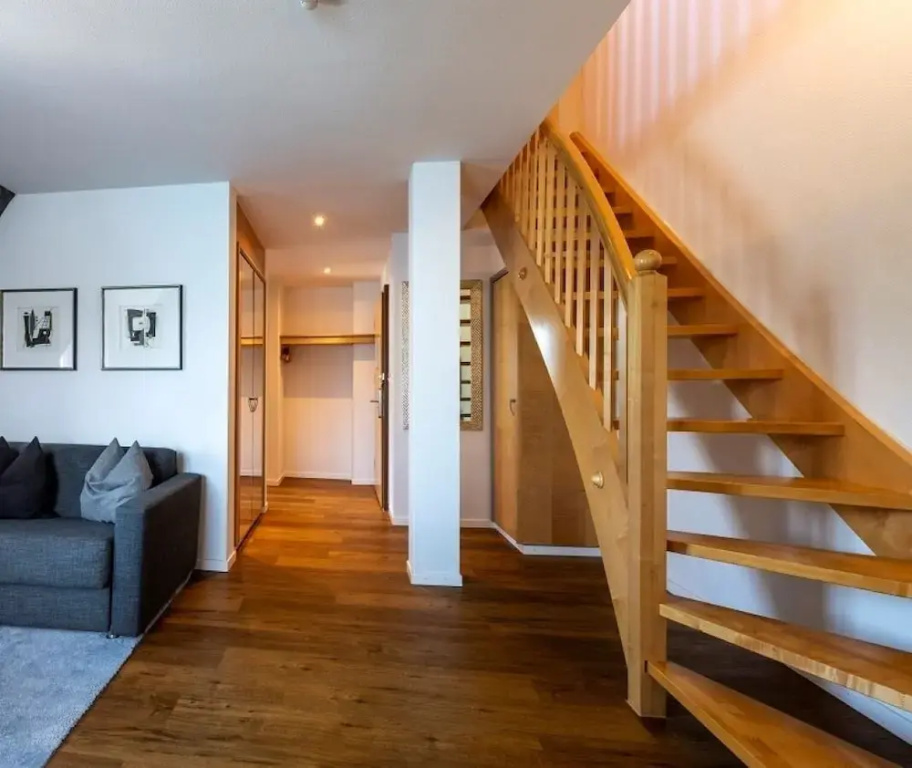 Suite with balcony and with lake view