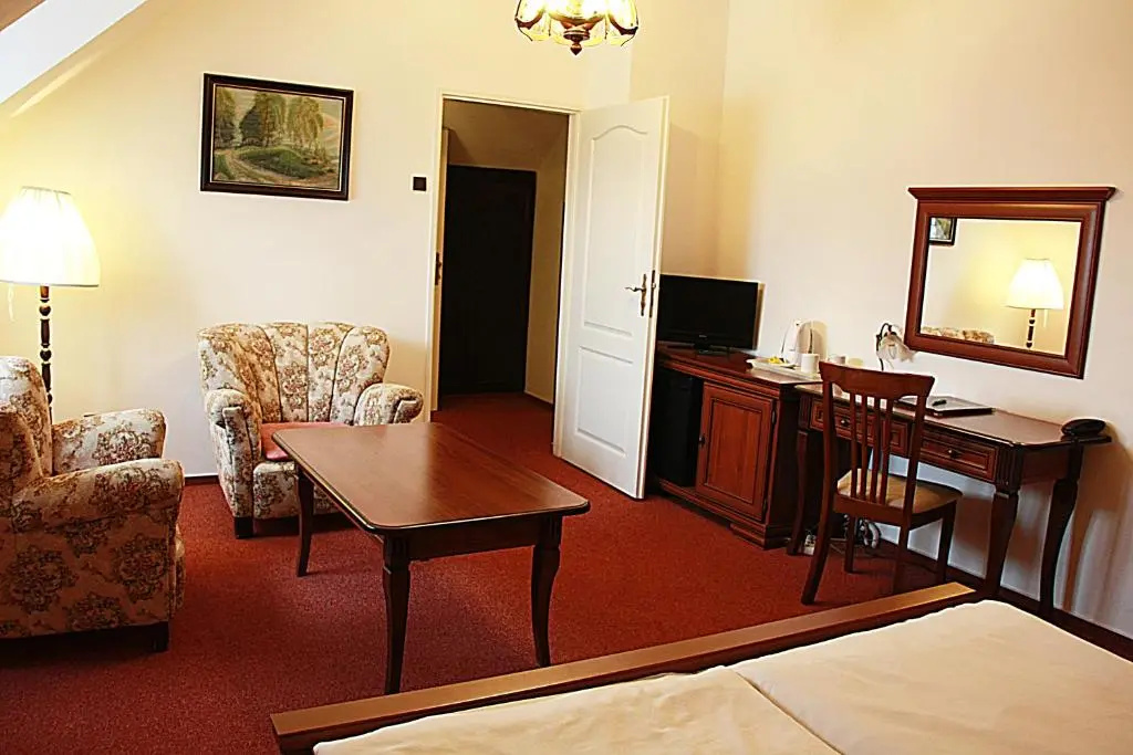 Standard Double room (full double bed)