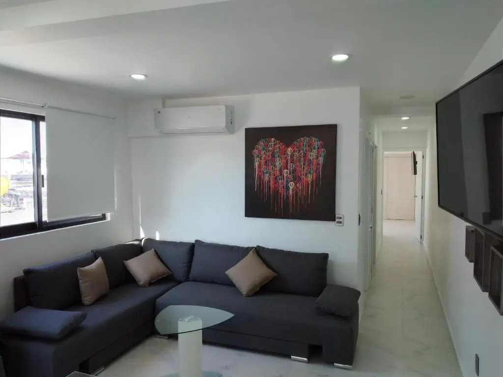 Deluxe Apartment