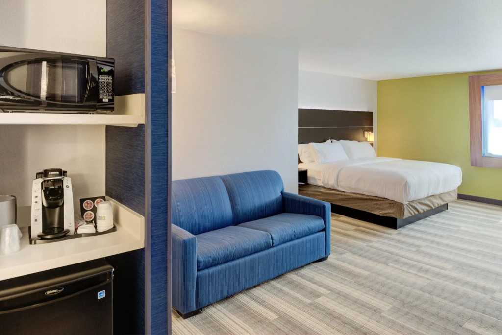 Double Suite (full double bed)