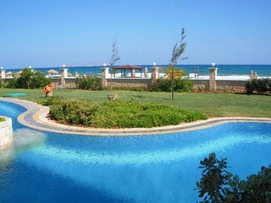 Beach & Waterfront