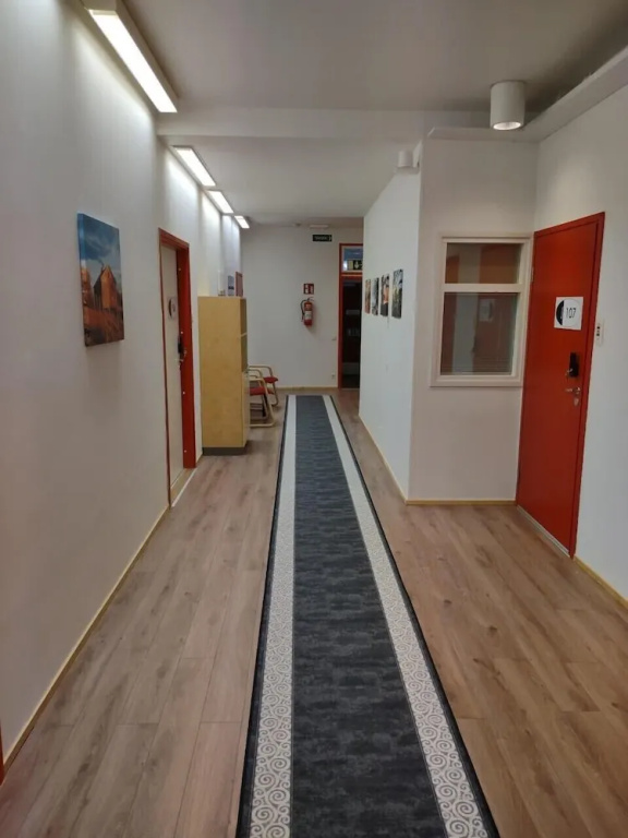 Lobby & Reception