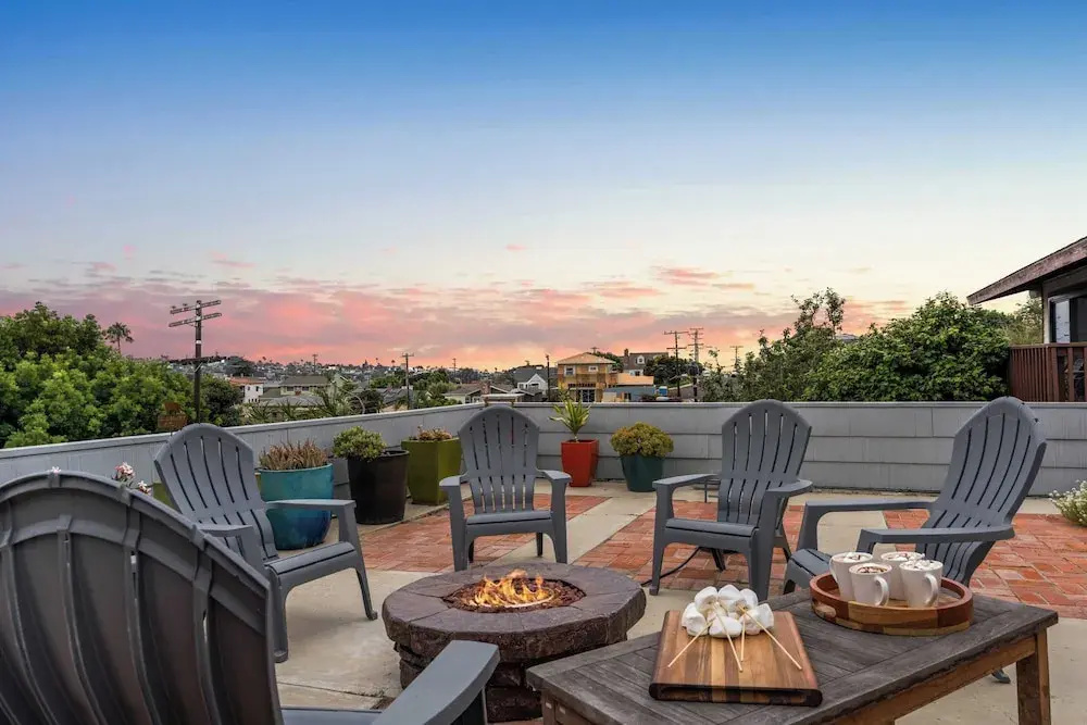 Point Loma Home w/ Putting Green, Firepit + Game Room & Beach Access Zola Street by Avantstay