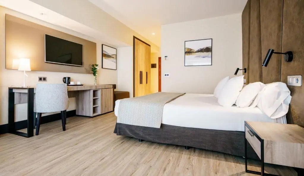 Ilunion Malaga Hotel - Chambres