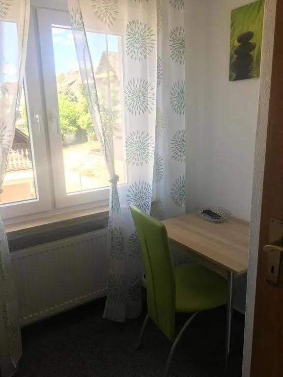 Frühstückspension Zur Krone - Chambres