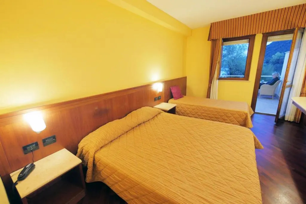Hotel Ristorante Miralago - Chambres