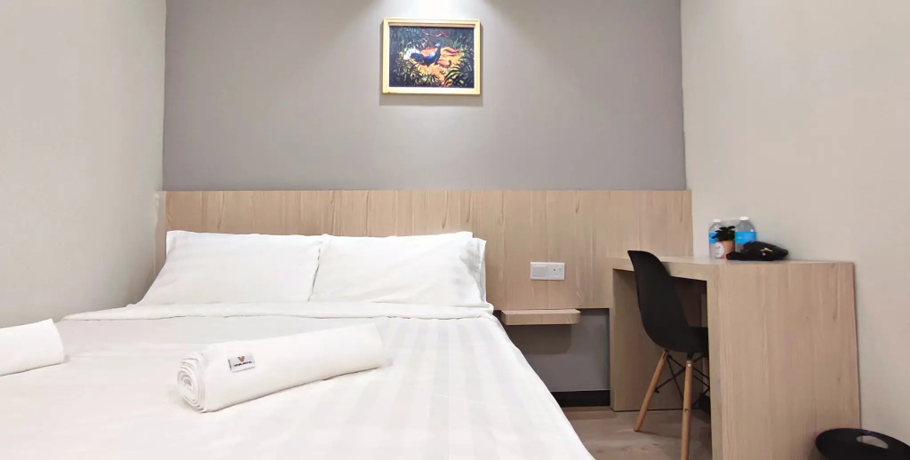 Standard Double room (full double bed)