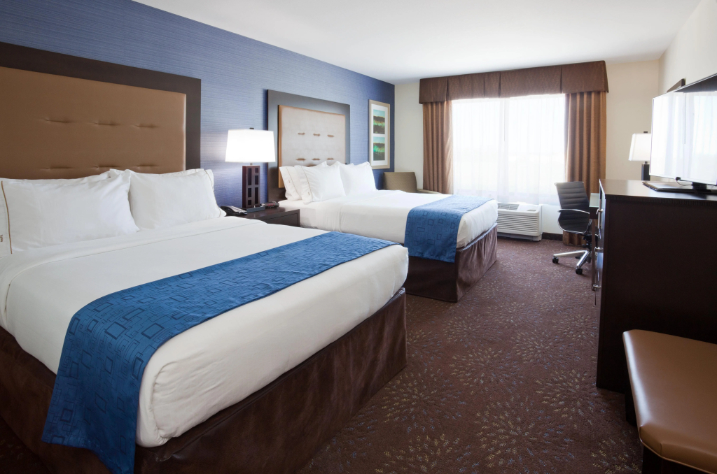 Holiday Inn Express Hotel & Suites Fort Dodge by IHG — фото 3