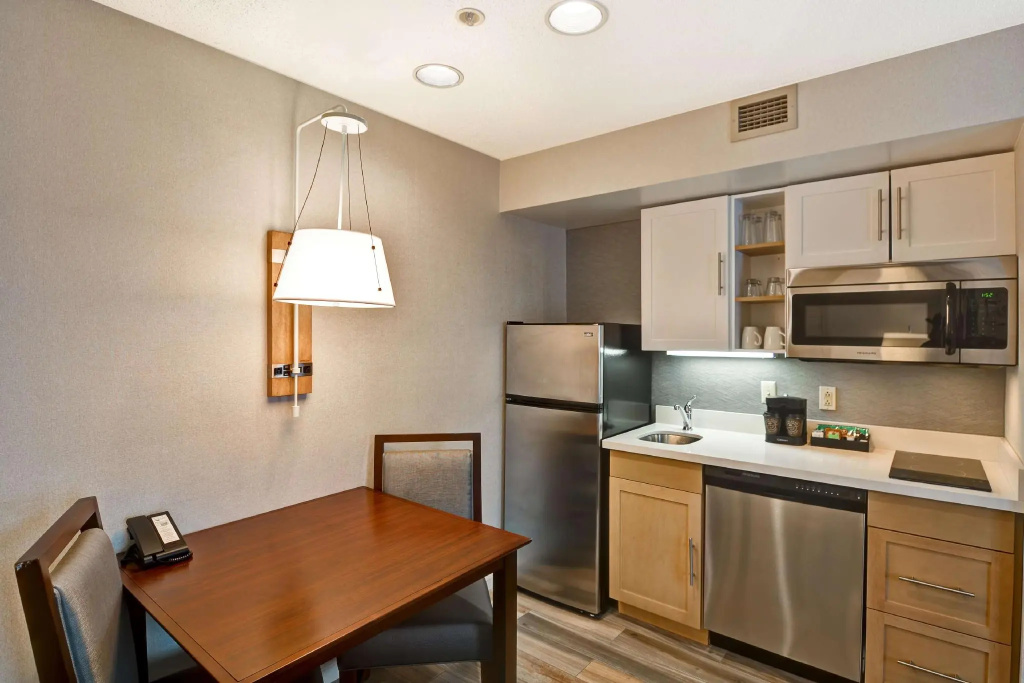Homewood Suites by Hilton Windsor Locks Hartford - Chambres