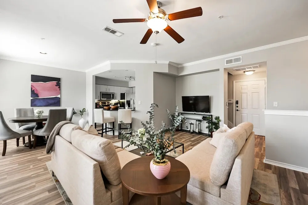 Uptown Dallas Apartments