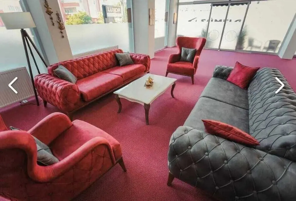 Lobby & Reception