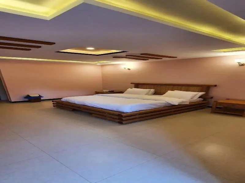 Markhor Inn — 3