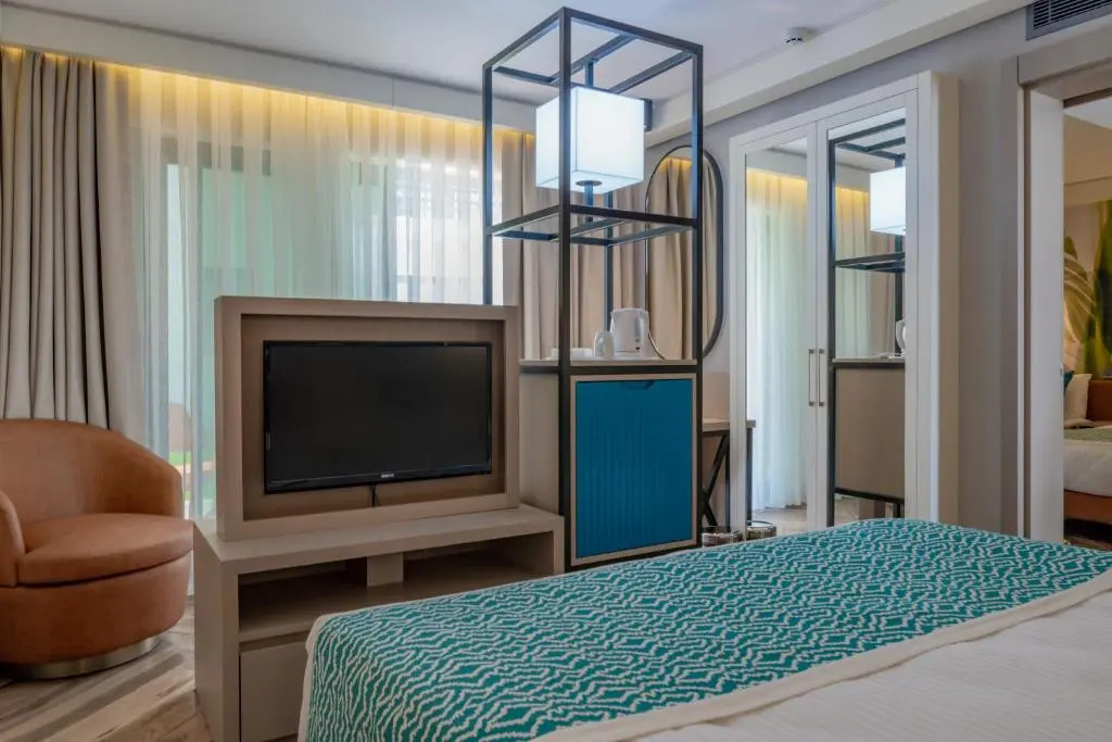 Economy room