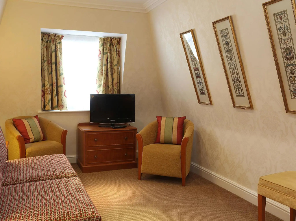 Standard Quadruple room (full double bed)
