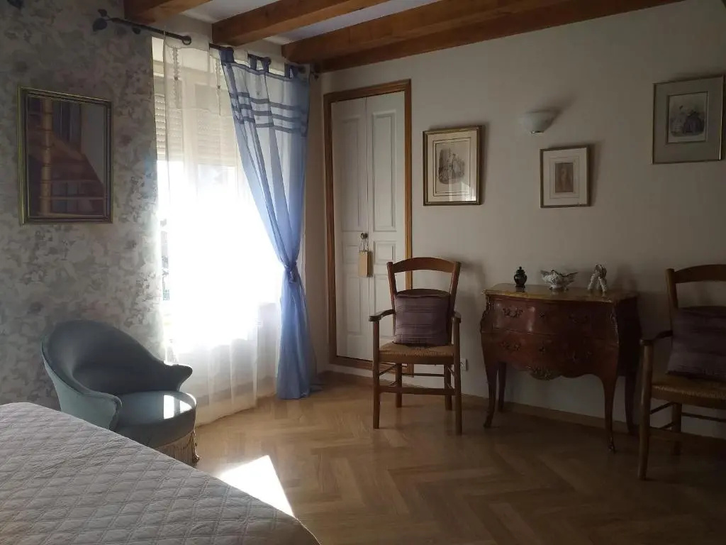 Voir la photo 2 — Logis Saint Martin