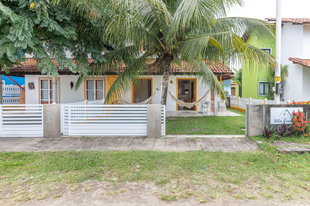 Casa Com 4qts Pet Friendly Piscina Cond Sh011
