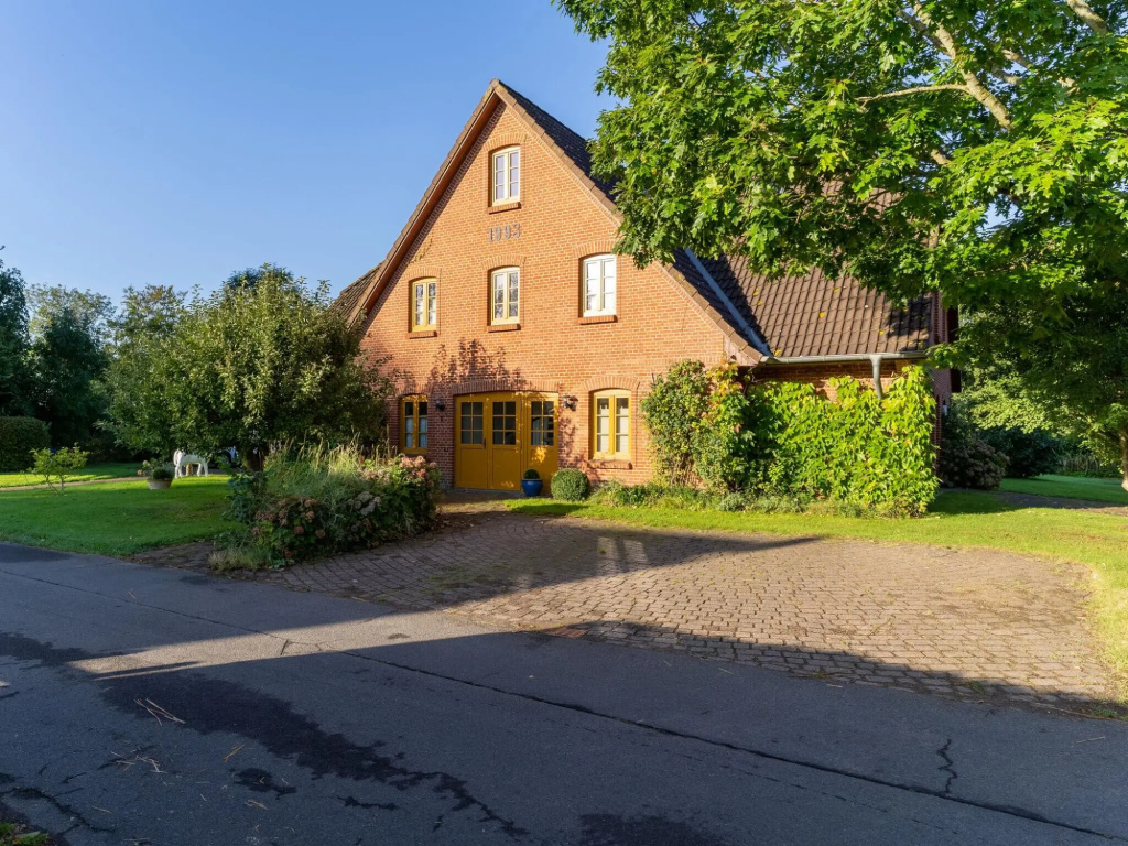Country house in Vollerwiek