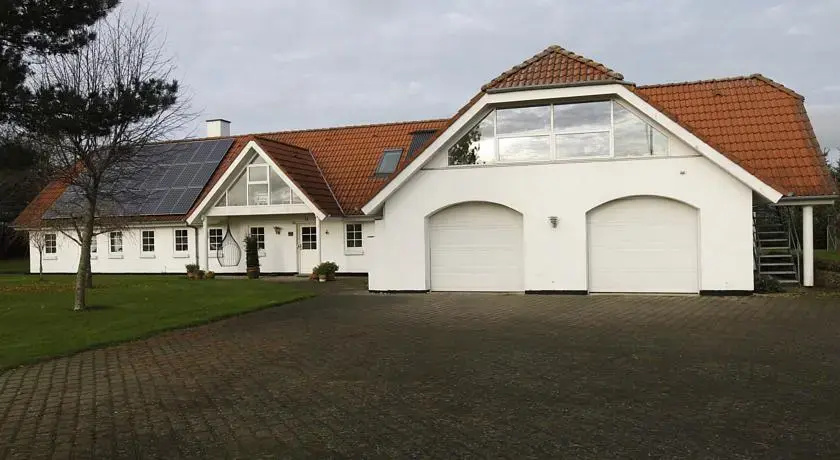 Engholm Apartment