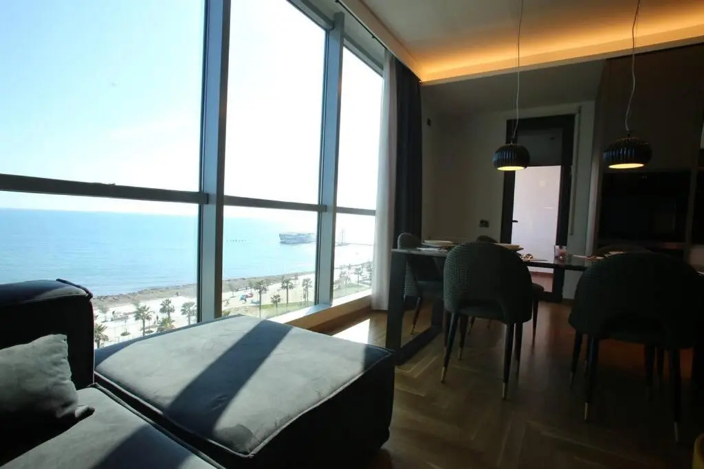 Luxury Sea View Apartment