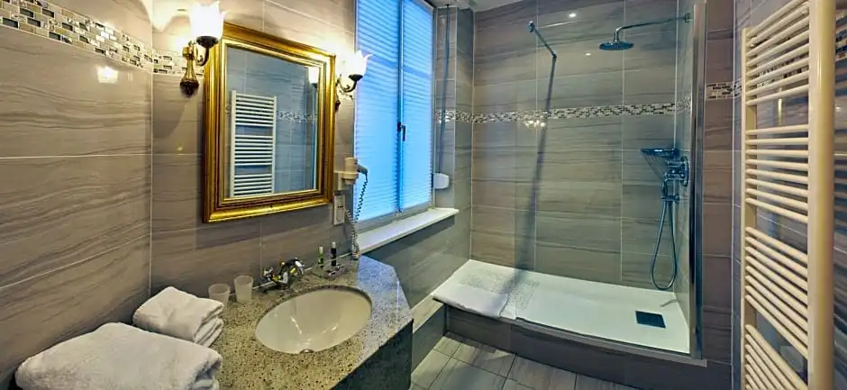 Prestige room