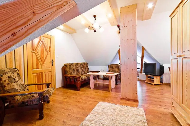 Superior Studio