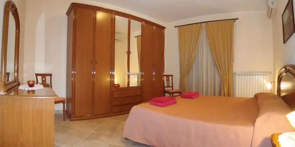 2 Bedrooms Family Basement Apartment with balcony