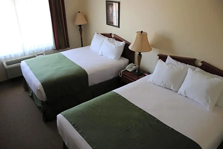 Edgewood Hotel & Suites - Chambres