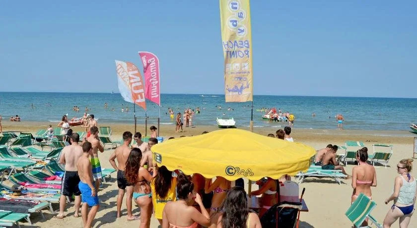Beach & Waterfront