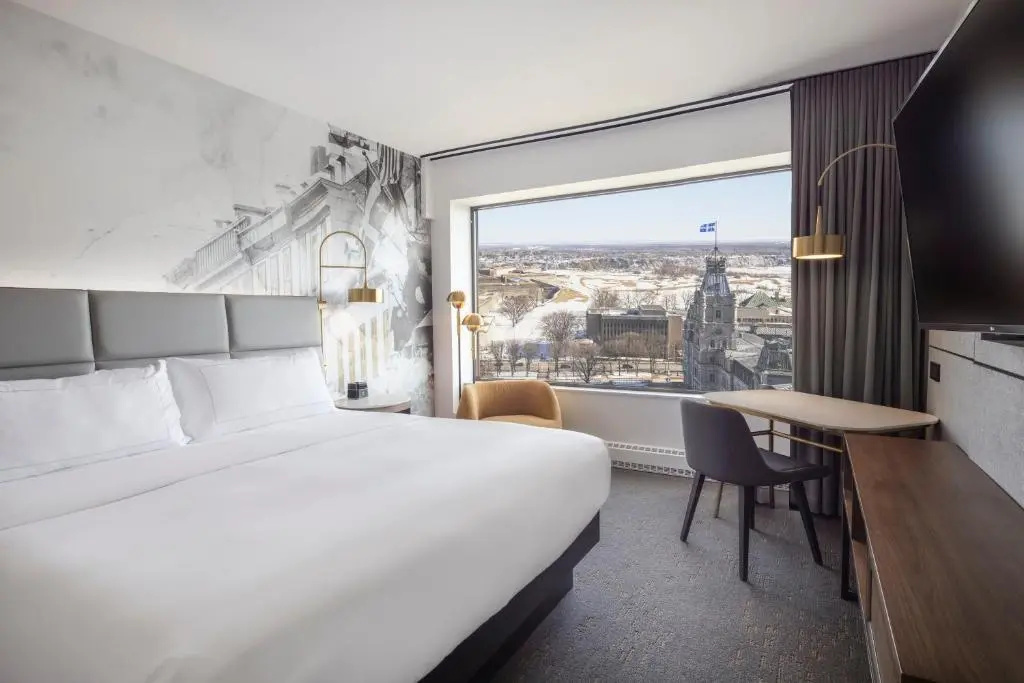 Double room with mountain view (full double bed)