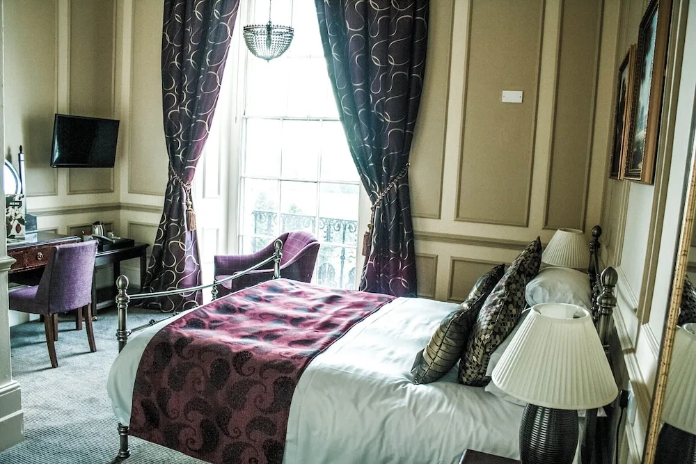 Royal Hotel Ross On Wye by Greene King Inns - Tap to explore photos