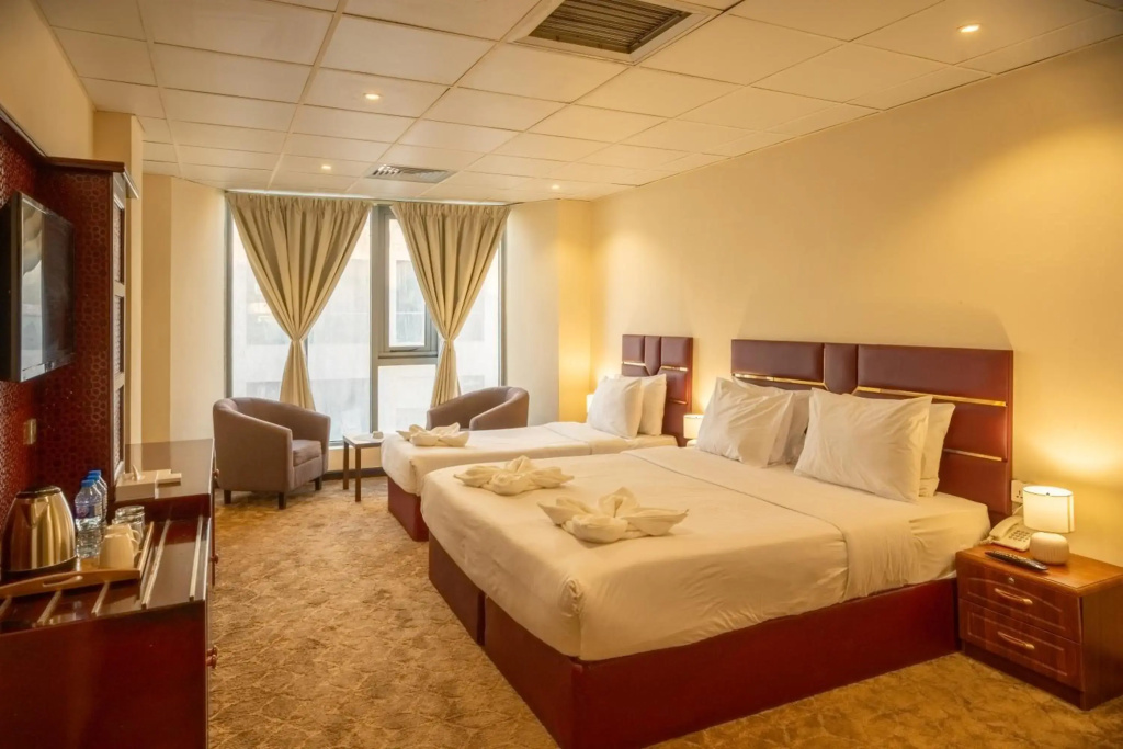 Hotel photo 12