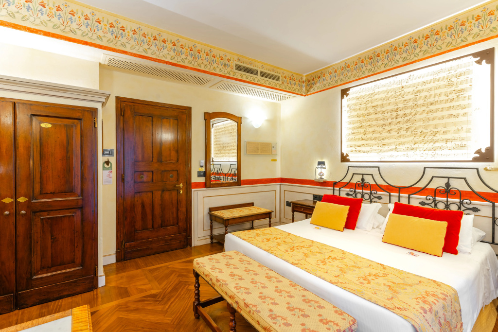 Art Hotel Commercianti, Bologna — 7