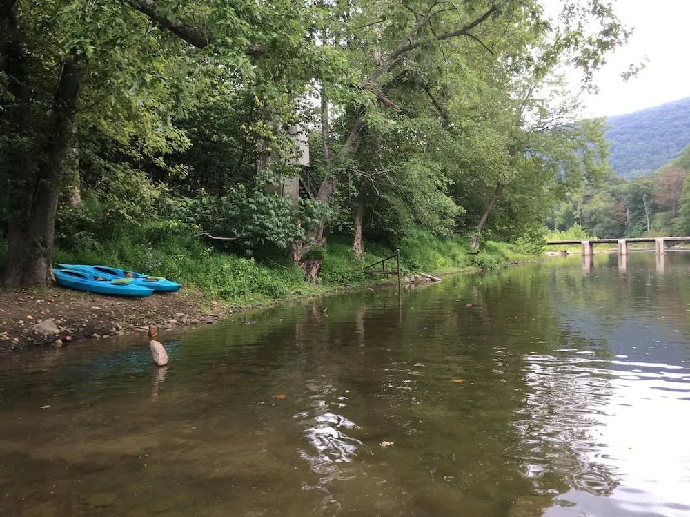Chesnutt Cabin on the Cacapon River